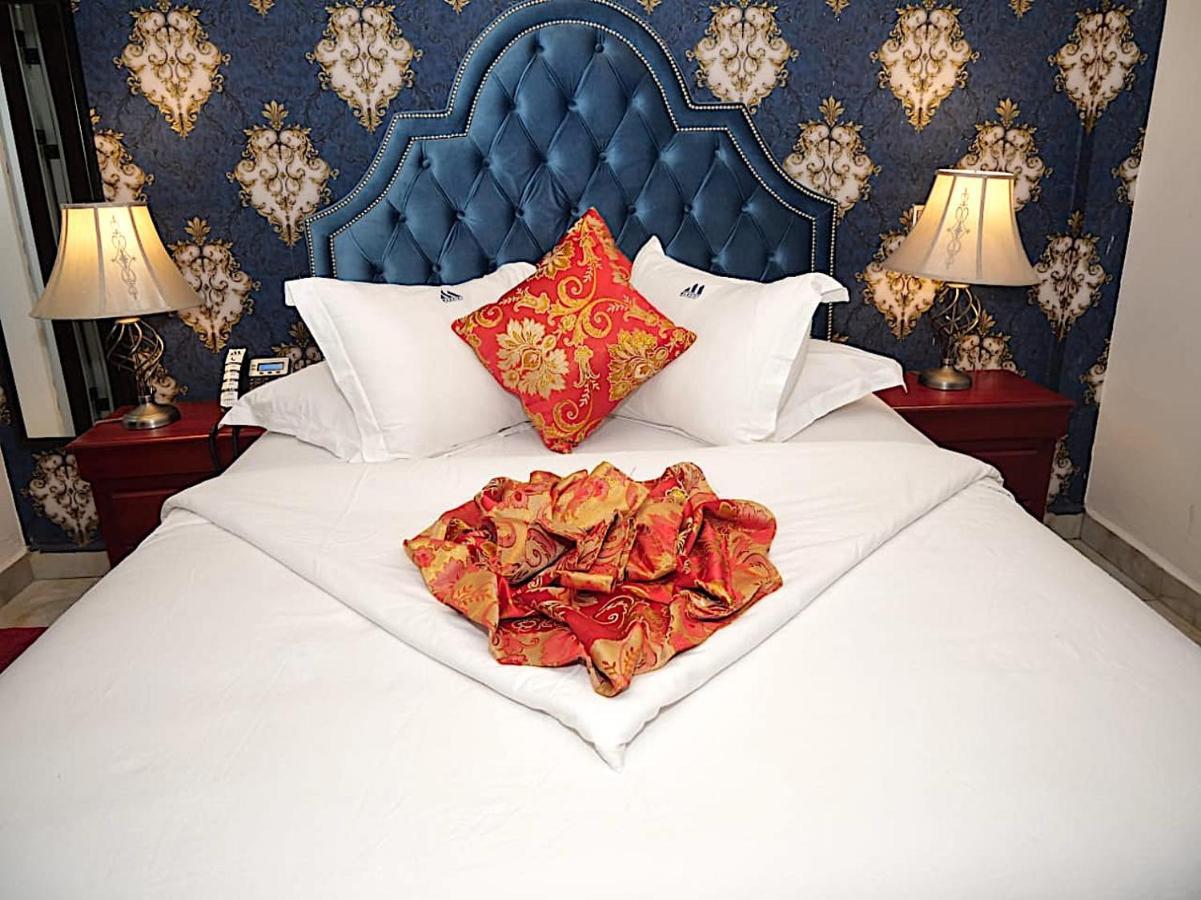 Marriot Metropolitan Hotel Douala Kültér fotó