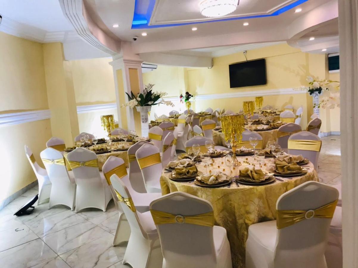 Marriot Metropolitan Hotel Douala Kültér fotó