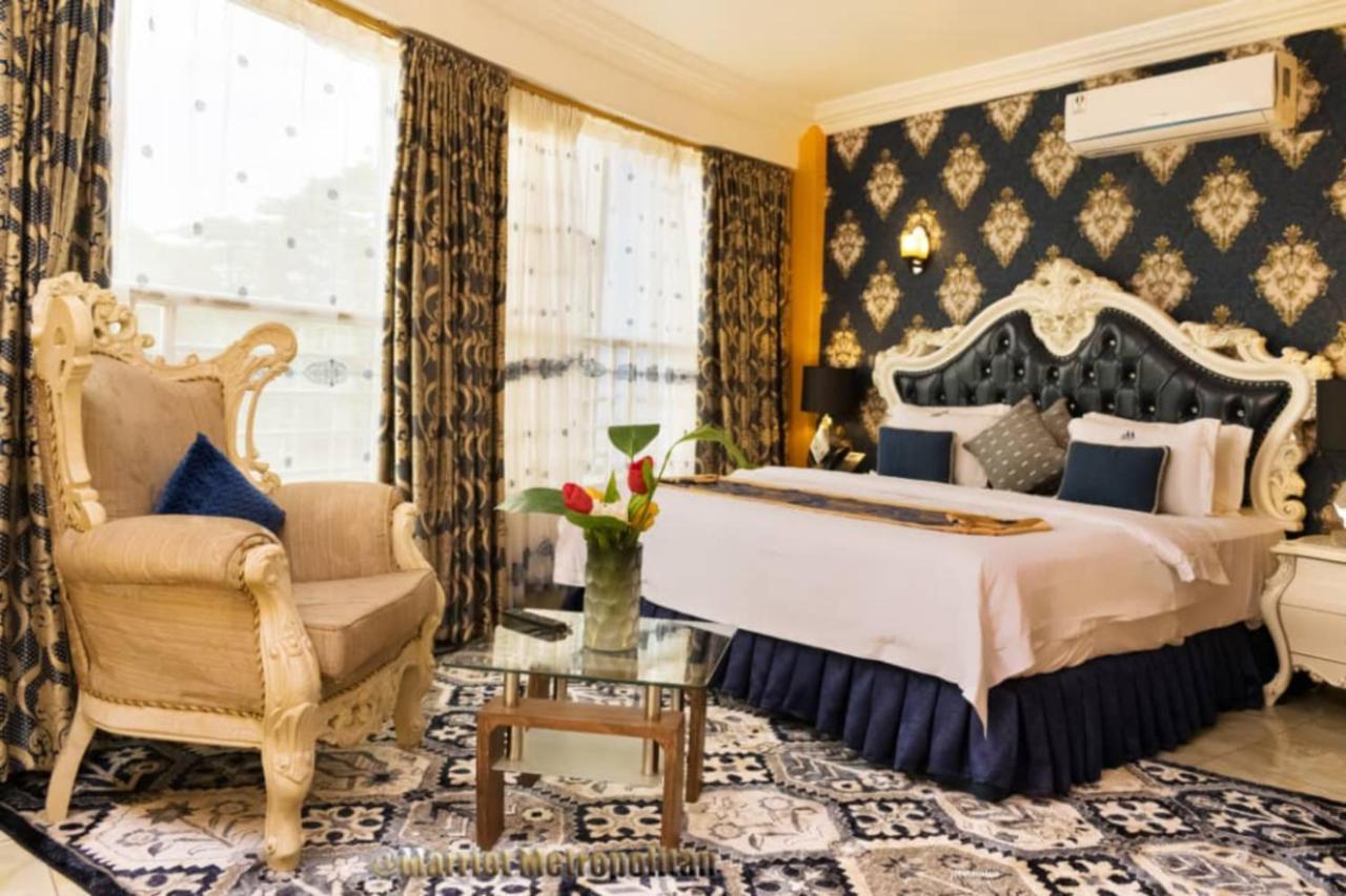 Marriot Metropolitan Hotel Douala Kültér fotó